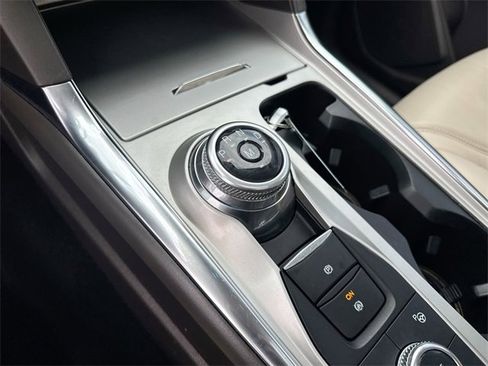 Certified 2021 Ford Explorer Platinum w/ Equipment Group 601A image 26