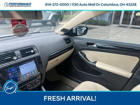 Used 2015 Volkswagen Jetta TDI SEL FWD image 23