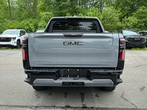 New 2025 GMC Sierra EV Denali image 6