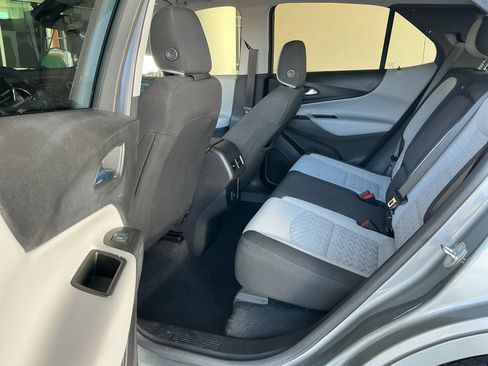 Used 2023 Chevrolet Equinox LT AWD/4WD image 11