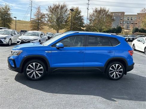 Used 2023 Volkswagen Taos SE image 7