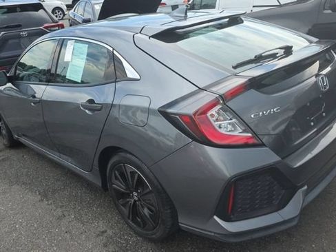 Used 2018 Honda Civic EX image 3