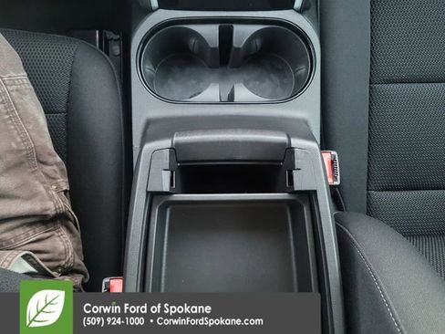 Used 2024 Chevrolet Colorado LT image 30