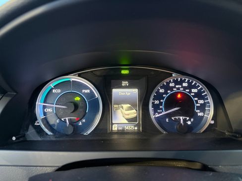 Used 2017 Toyota Camry LE image 24