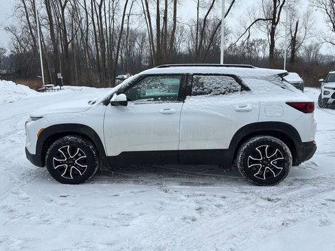 Certified 2024 Chevrolet TrailBlazer ACTIV w/ Convenience Package image 2