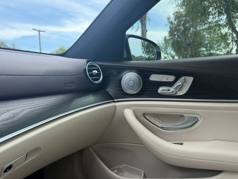 Used 2017 Mercedes-Benz E 300 image 32