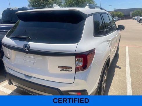 Used 2023 Honda Passport TrailSport image 3