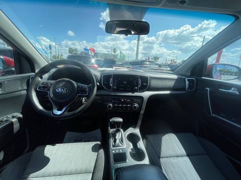 Used 2019 Kia Sportage LX AWD/4WD image 12