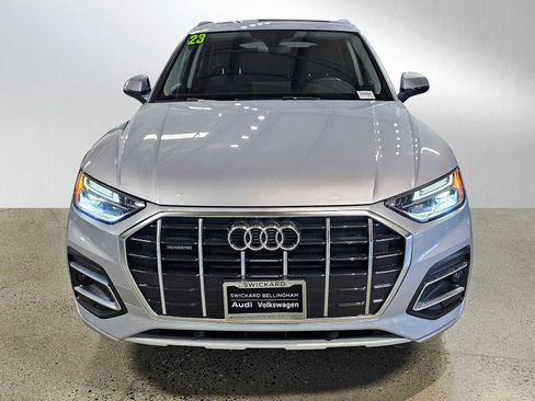 Used 2023 Audi Q5 2.0T Premium w/ Convenience Package image 2