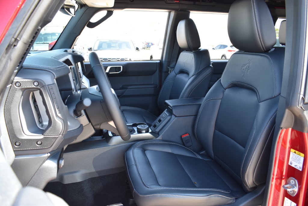 New 2026 Ford Bronco Outer Banks w/ Sasquatch Package AWD/4WD image 27