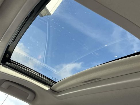 Used 2020 Toyota Sienna XLE image 13