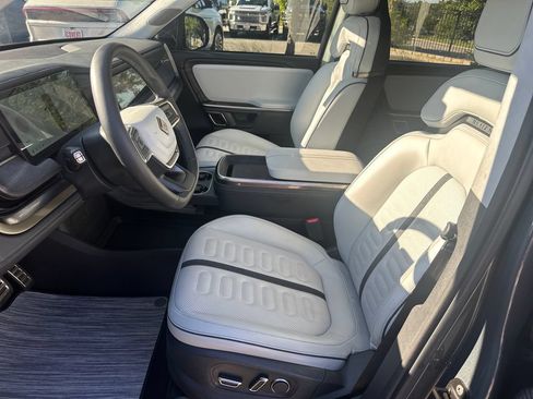 Used 2024 Rivian R1S Adventure AWD/4WD image 21