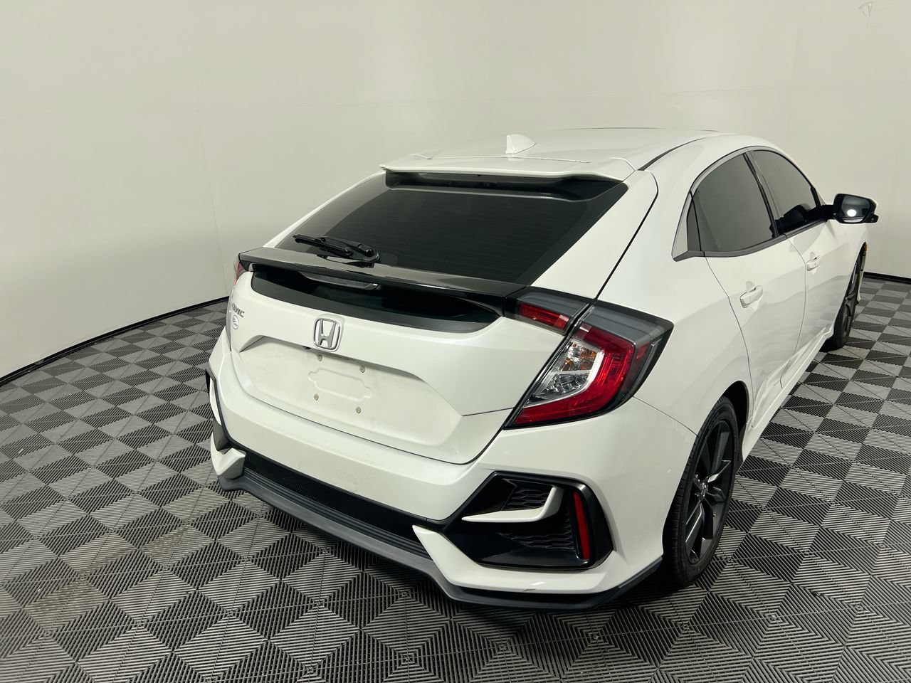 Used 2020 Honda Civic EX image 3