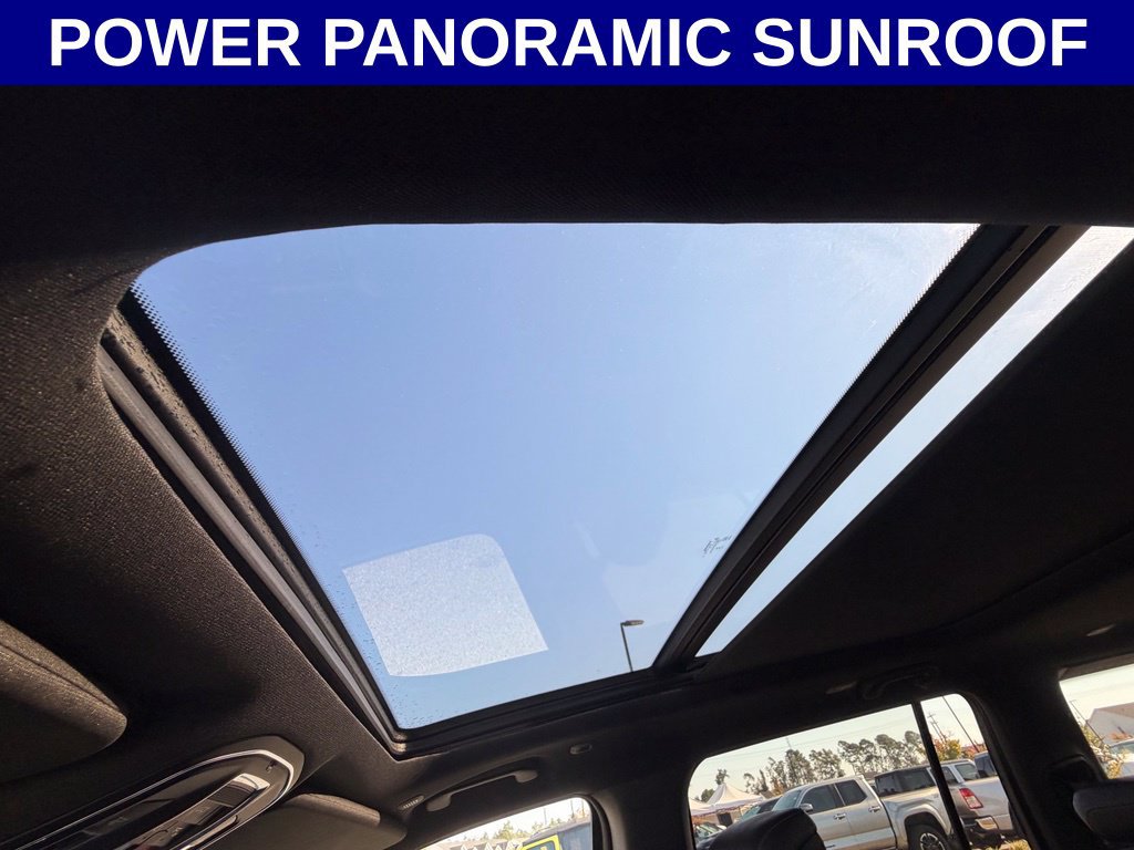 Used 2024 Jeep Wagoneer Series II RWD image 3