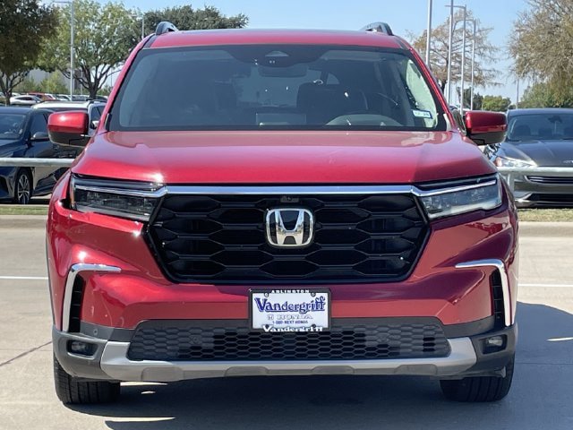 Used 2025 Honda Pilot Elite image 8