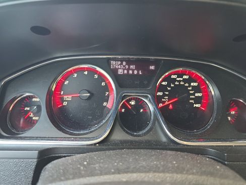 Used 2015 GMC Acadia SLT w/ Open Road Package FWD image 18