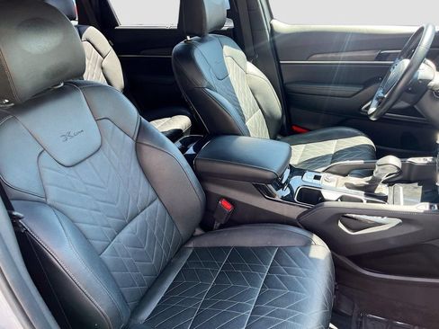 Used 2023 Kia Telluride EX X-Line AWD/4WD image 32