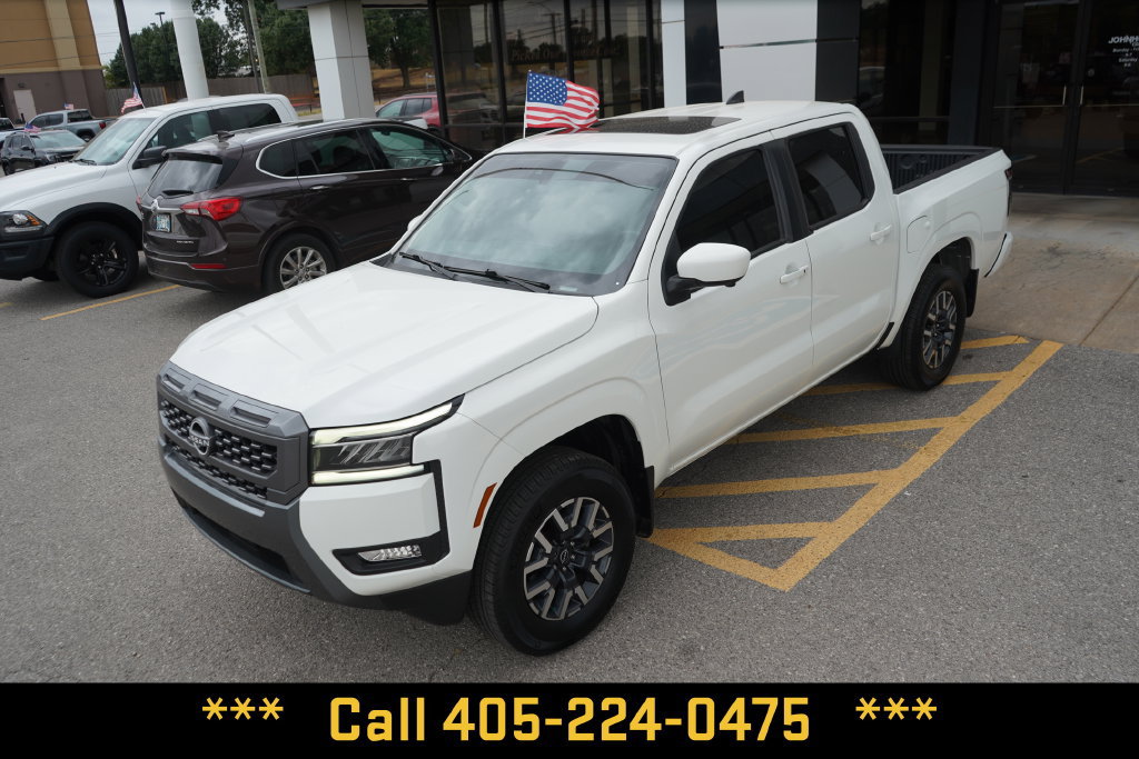 Used 2025 Nissan Frontier SL AWD/4WD image 12