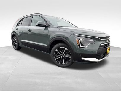 New 2025 Kia Niro EX