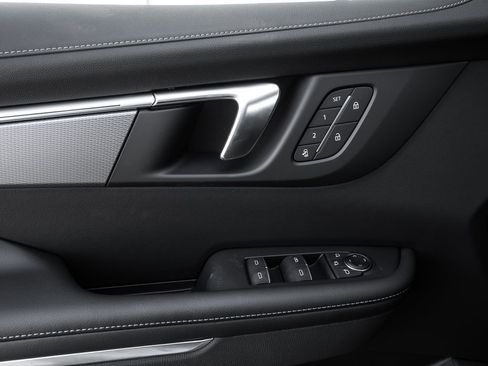 New 2025 Buick Enclave Sport Touring w/ Super Cruise Package image 30