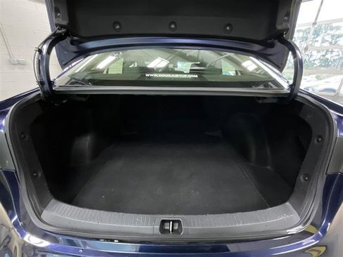 Used 2023 Toyota Corolla LE FWD image 20