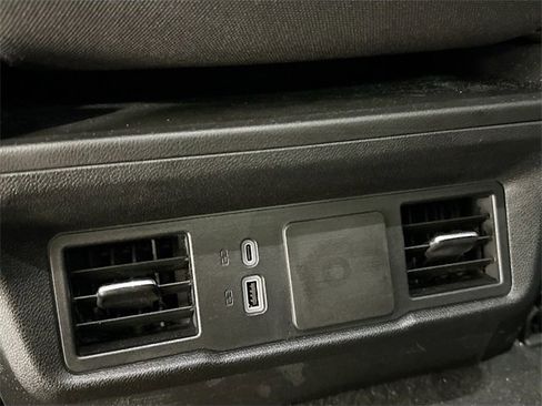 Used 2024 Chevrolet Silverado 2500 Custom w/ Custom Value Package image 25