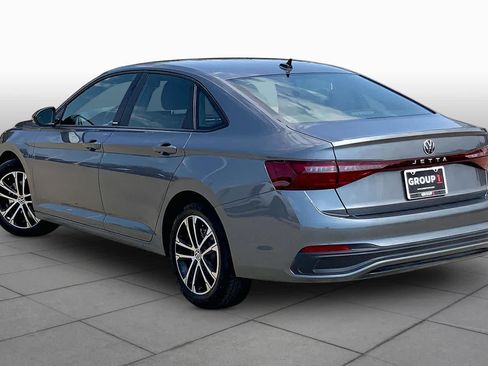 Used 2025 Volkswagen Jetta Sport FWD image 11