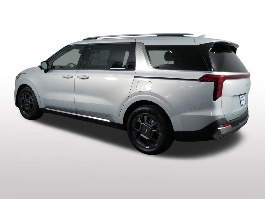 Used 2026 Kia Carnival SX FWD image 9