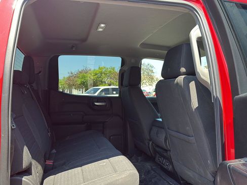 Used 2022 Chevrolet Silverado 1500 LT AWD/4WD image 11