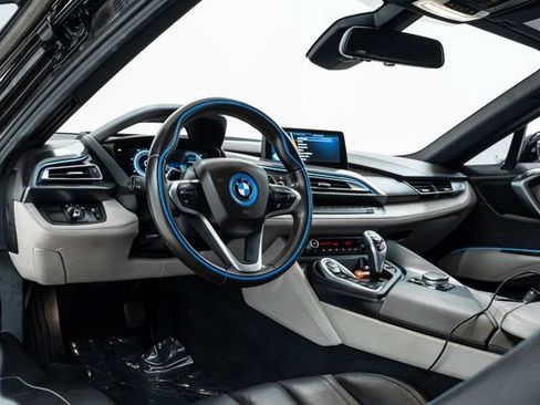 Used 2014 BMW i8 image 18