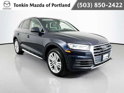 Used 2019 Audi Q5 3.2 Premium w/ Premium Plus Package AWD/4WD image 1