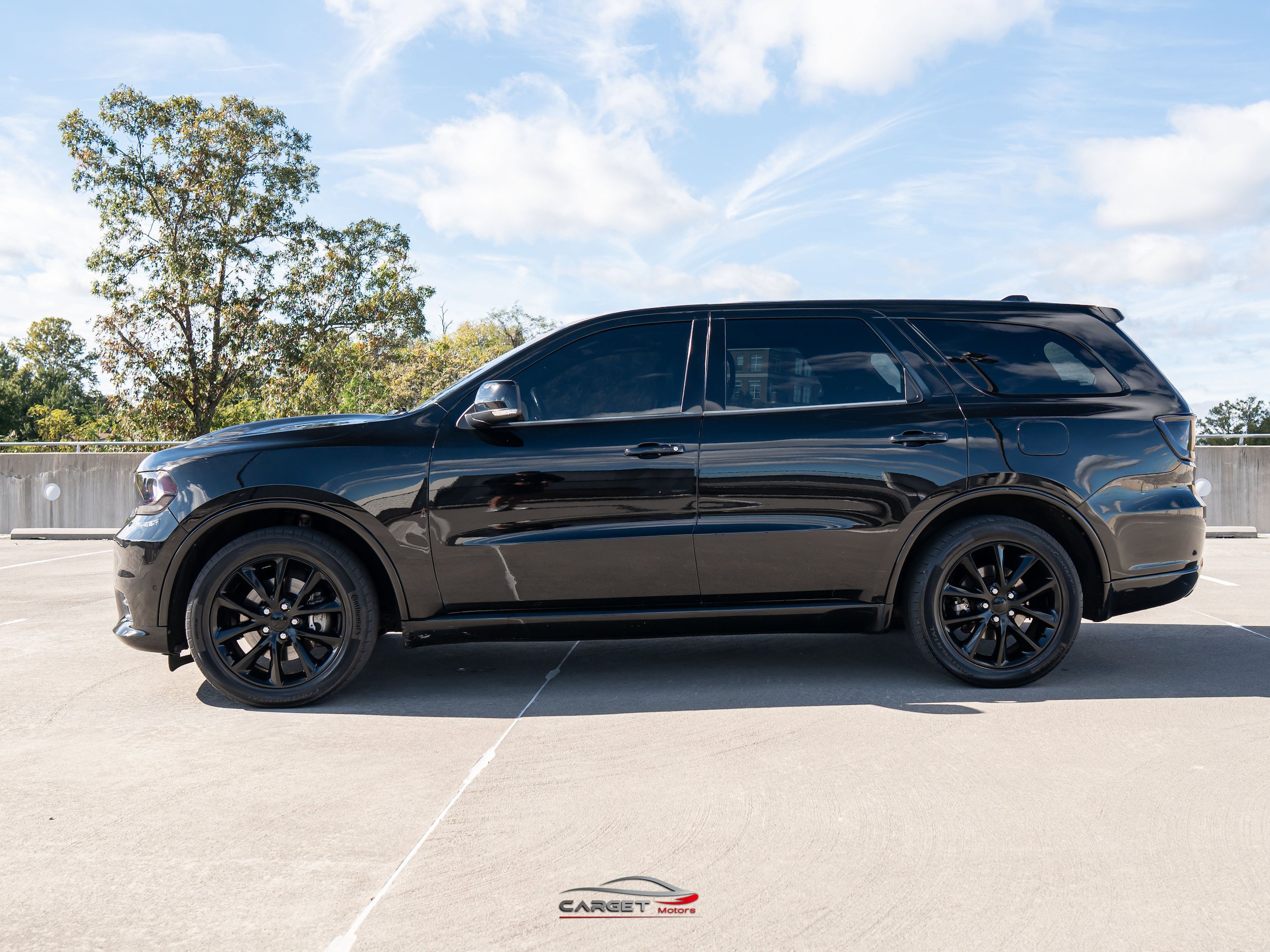 Used 2018 Dodge Durango R/T w/ Technology Group AWD/4WD image 4