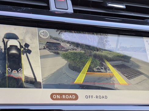 Used 2021 Land Rover Discovery Sport S image 27