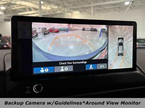 New 2026 Honda Pilot Touring image 8