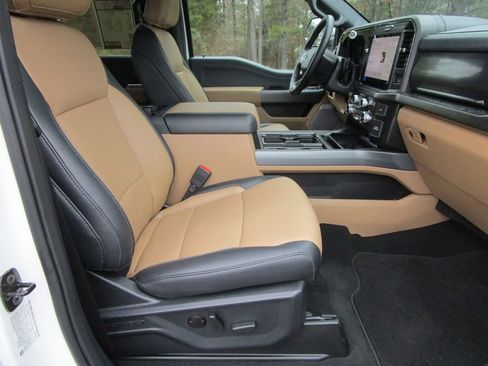 Used 2026 Ford F250 Lariat w/ Chrome Package image 26