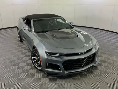 Used 2022 Chevrolet Camaro ZL1 image 40