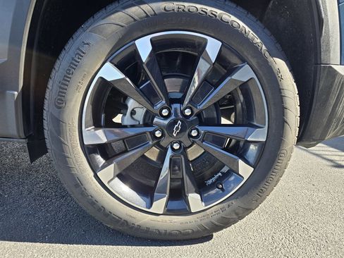 Used 2025 Chevrolet Equinox RS w/ Safety and Technology Package image 12