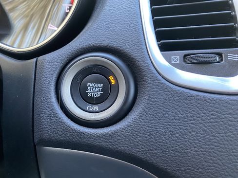 Used 2020 Dodge Durango SXT w/ 3rd Row Seating Group image 26