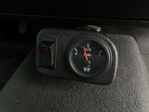 Used 2021 Chevrolet Silverado 2500 LT w/ Z71 Off-Road Package image 19