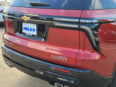 New 2026 Chevrolet Traverse High Country AWD/4WD image 4