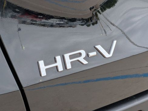 Used 2024 Honda HR-V LX image 24