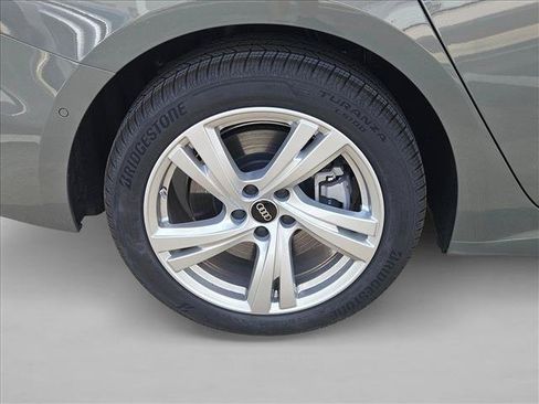 Used 2025 Audi A5 2.0T Premium w/ Convenience Package AWD/4WD image 10