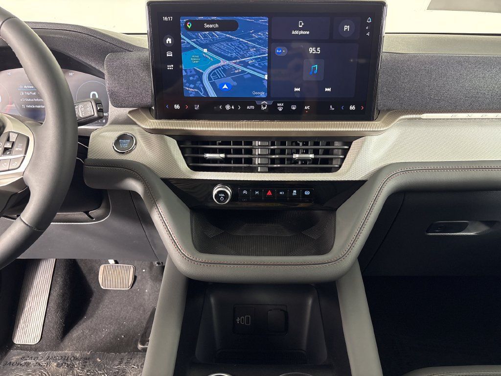 New 2026 Ford Explorer Active w/ Active Comfort Package RWD image 24