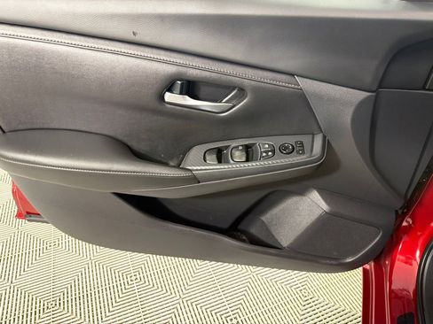 Used 2022 Nissan Sentra SV w/ All-Weather Package FWD image 11
