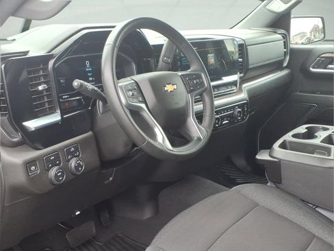 Certified 2024 Chevrolet Silverado 1500 LT AWD/4WD image 7