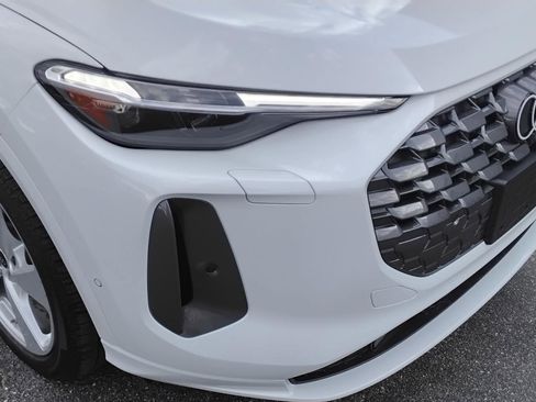 New 2025 Audi Q5 Prestige image 8