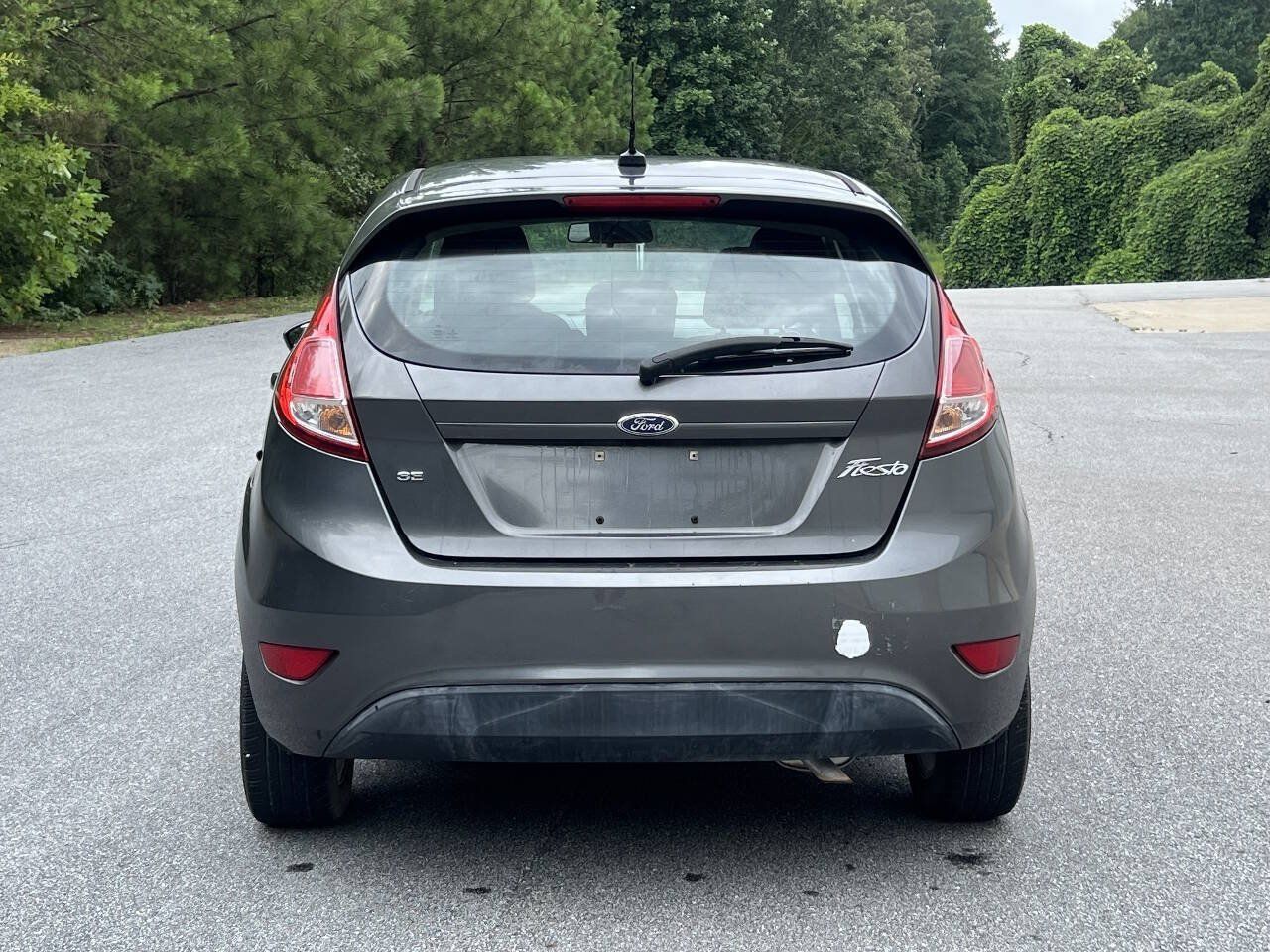 Used 2015 Ford Fiesta SE FWD image 5