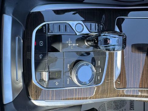 Used 2019 BMW X7 xDrive50i w/ M Sport Package image 43