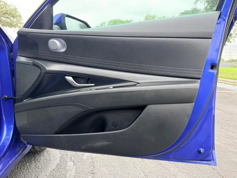 Used 2023 Hyundai Elantra SEL FWD image 21