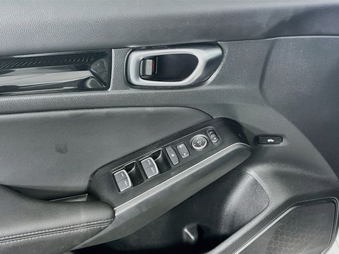 Used 2023 Honda Civic Touring image 15